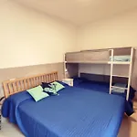Flat Just Few Steps From The بيبيوني