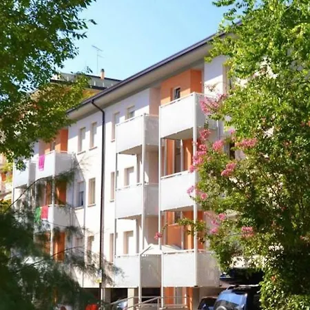 Flat Just Few Steps From The Apartment